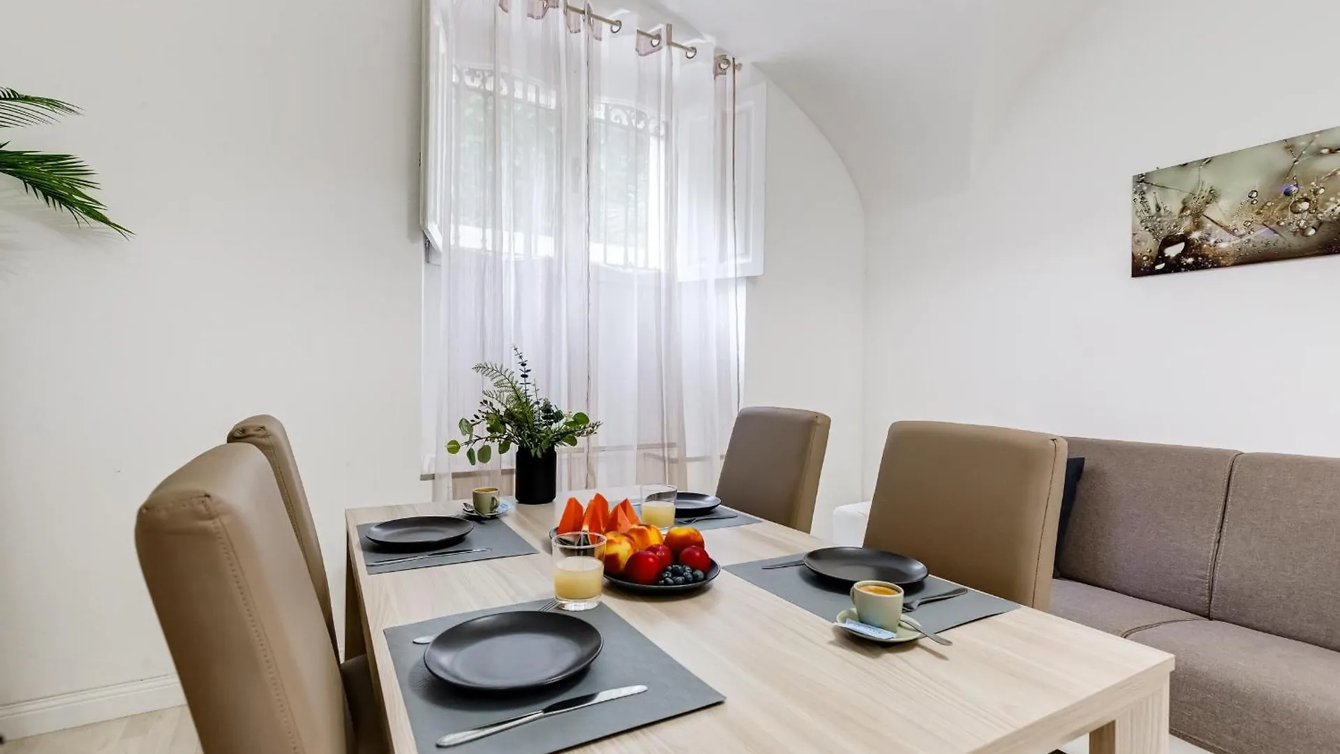 Apartamento Vivilo Collection - Brescia Central Apt - 2Bd 2 Baths Roma