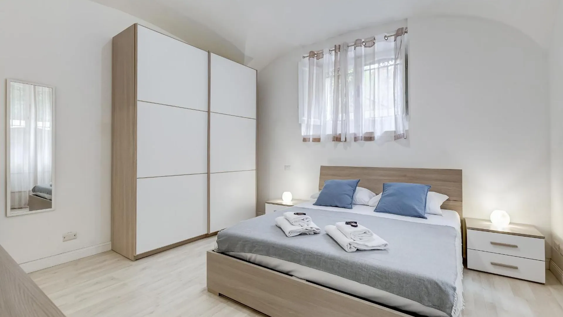 Apartamento Vivilo Collection - Brescia Central Apt - 2Bd 2 Baths Roma Itália