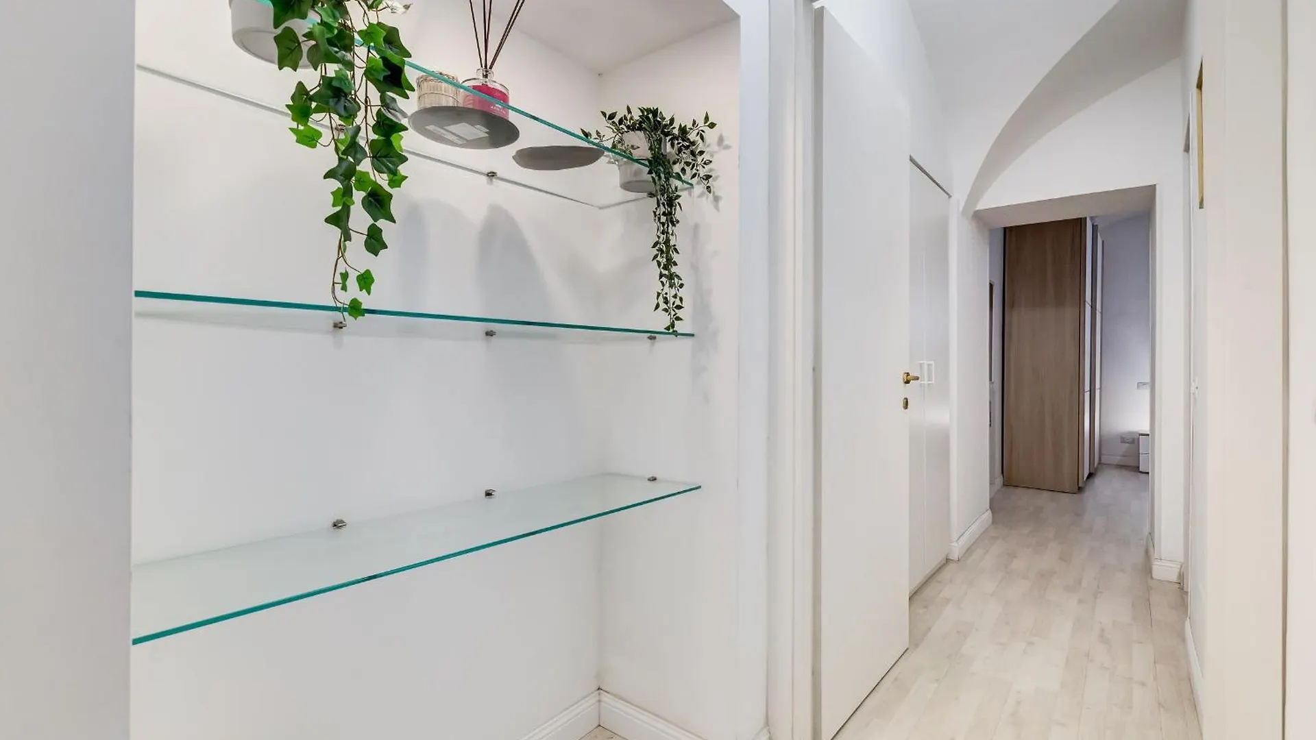 Apartamento Vivilo Collection - Brescia Central Apt - 2Bd 2 Baths Roma