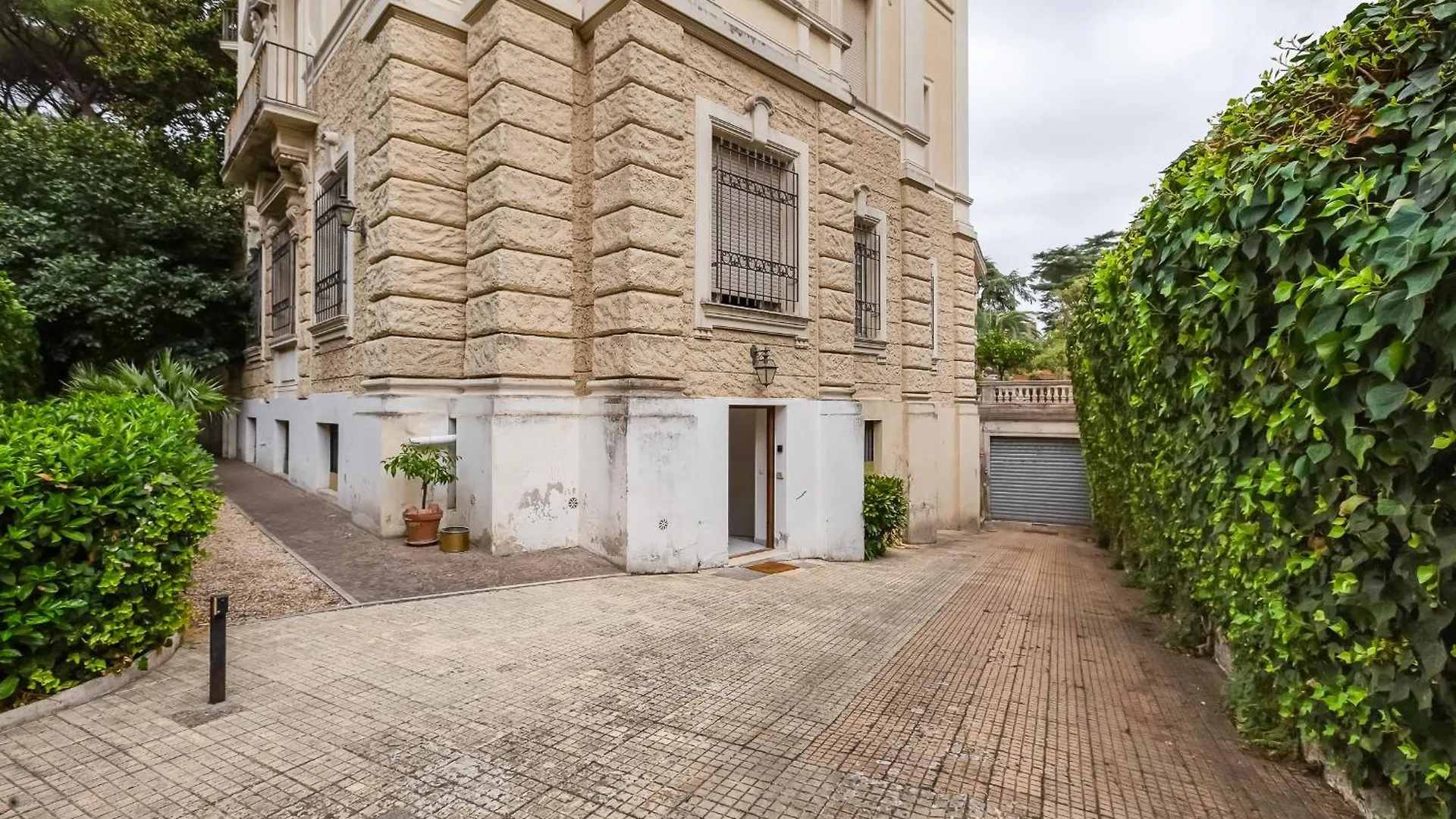 Apartamento Vivilo Collection - Brescia Central Apt - 2Bd 2 Baths Roma