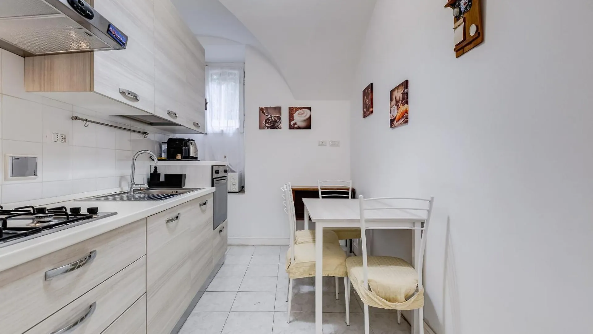 Vivilo Collection - Brescia Central Apt - 2Bd 2 Baths Рим